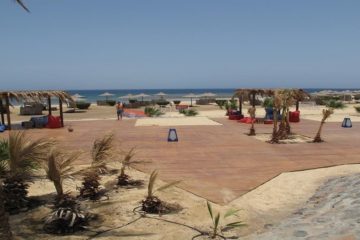 Ganztägige Schnorcheltour in Sharm el Naga von Hurghada