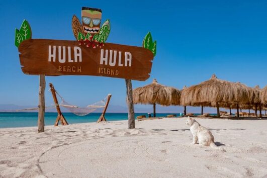 Paradise Island (Hula Hula Beach) Day Trip from Hurghada