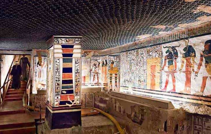 Super Luksorą iš Hurgados – Karalienių slėniai, Hatshepsut ir Karnakas